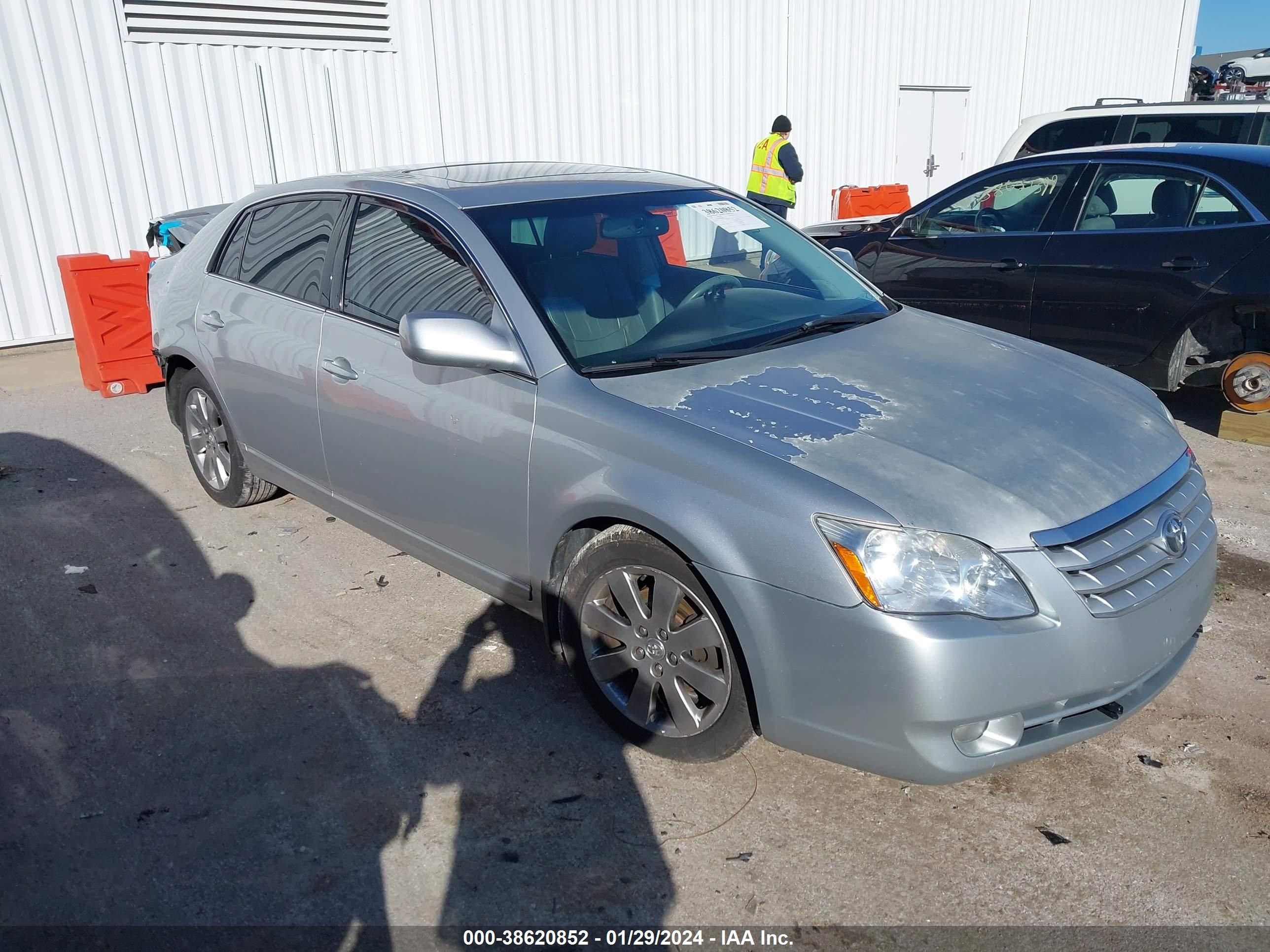 TOYOTA AVALON 2006 4t1bk36b56u086206