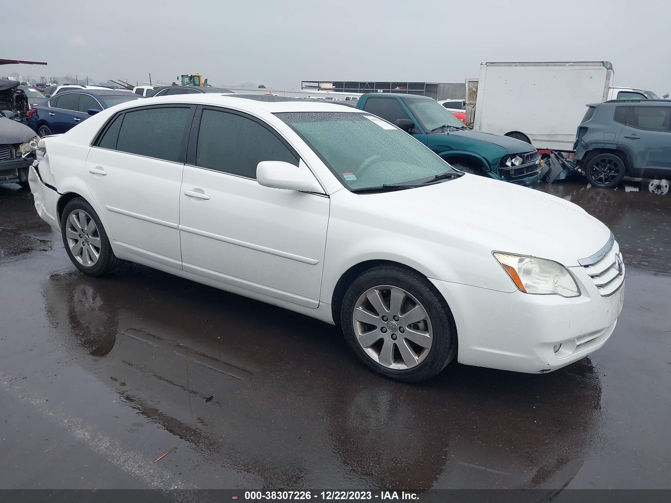 TOYOTA AVALON 2006 4t1bk36b56u148610