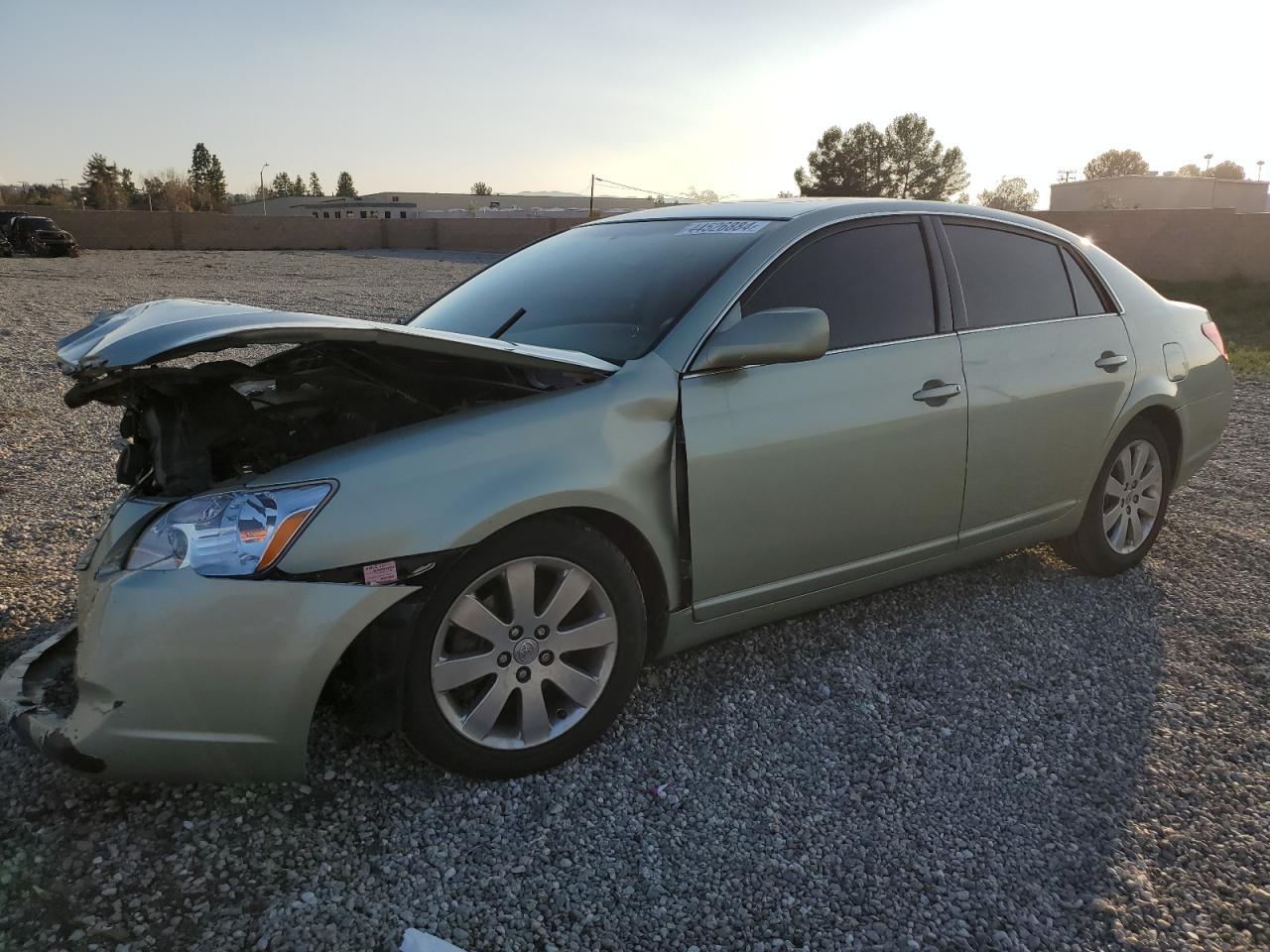 TOYOTA AVALON 2005 4t1bk36b65u015871