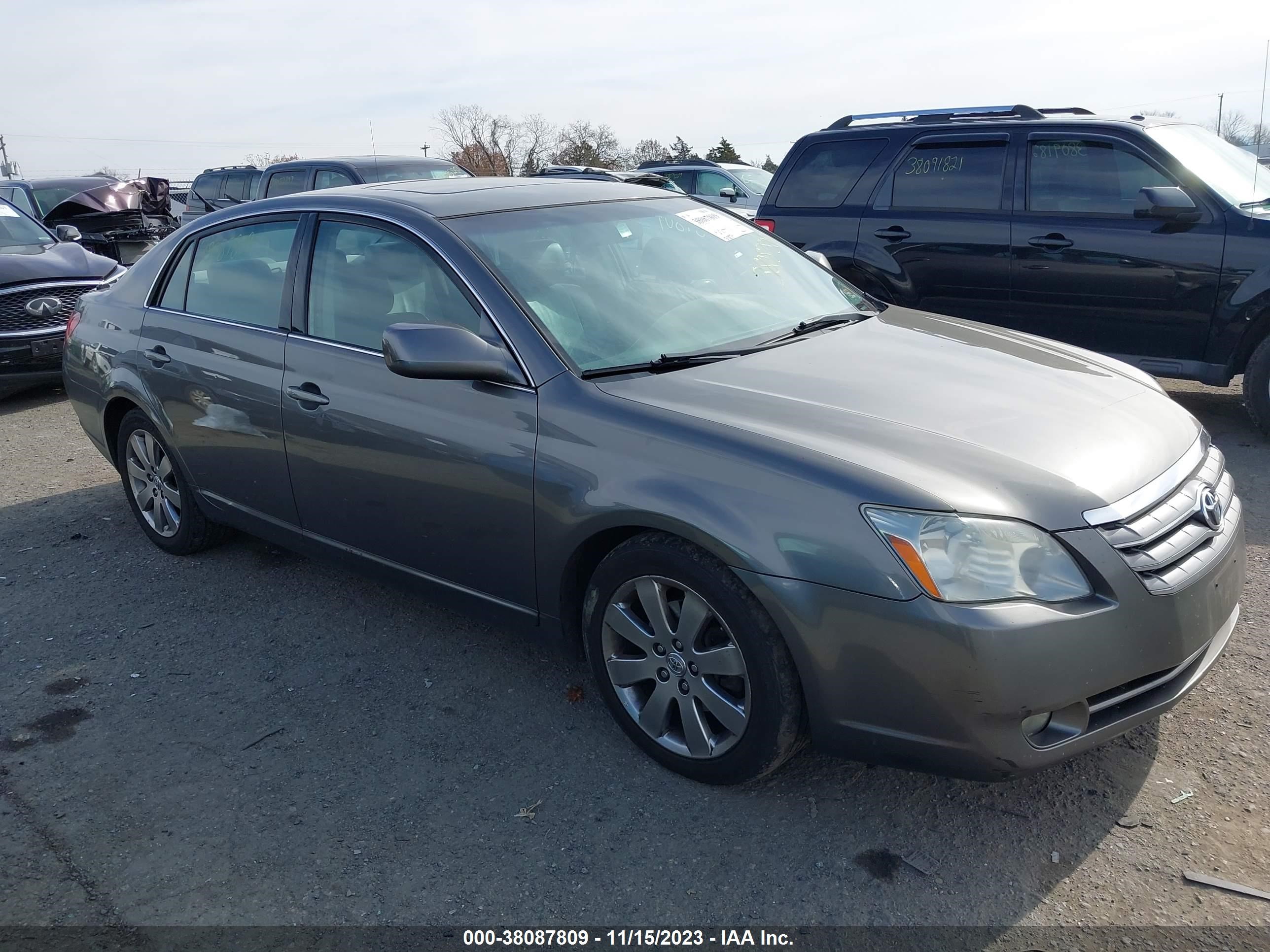 TOYOTA AVALON 2005 4t1bk36b75u034445