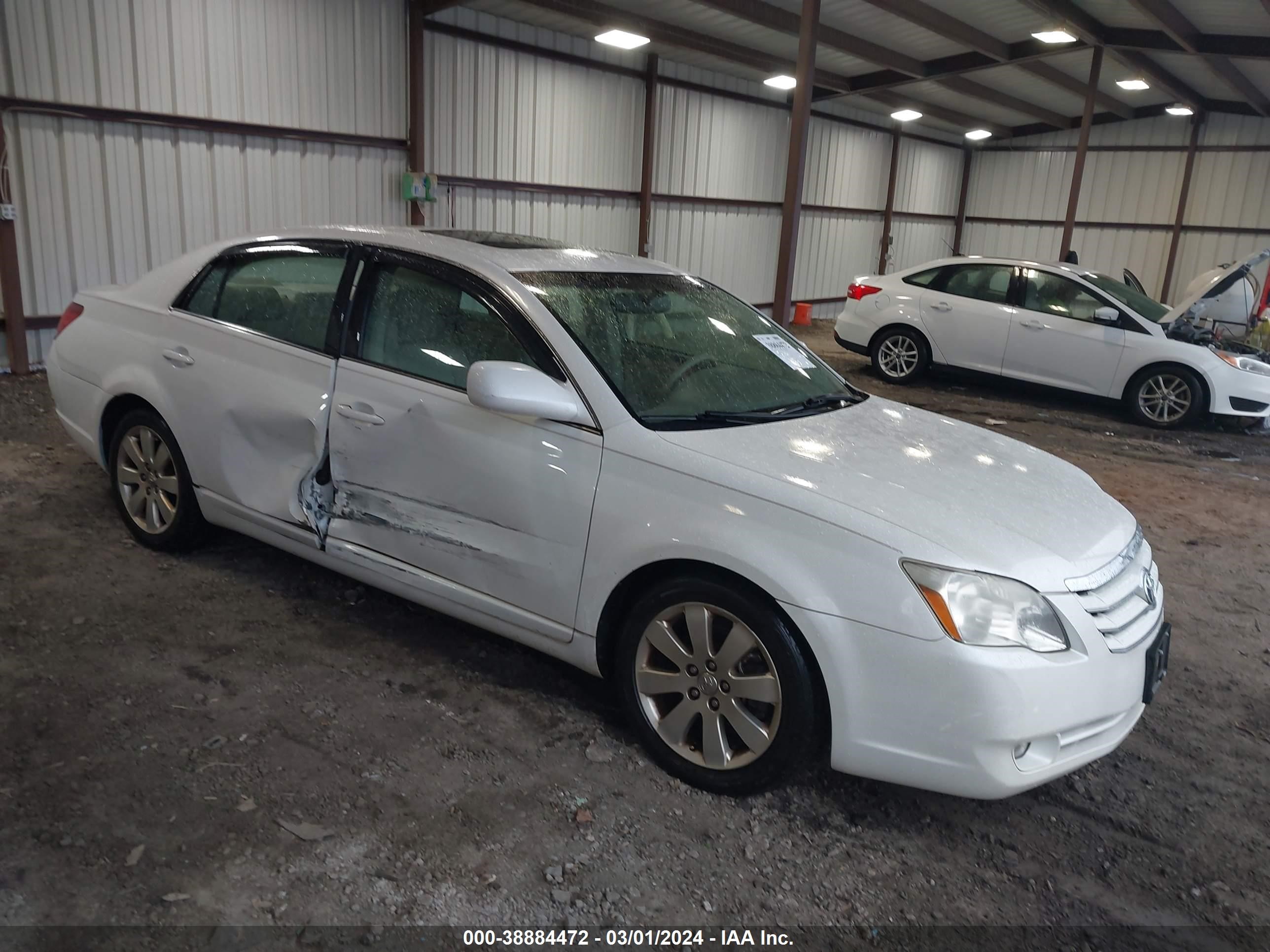 TOYOTA AVALON 2006 4t1bk36b76u120940