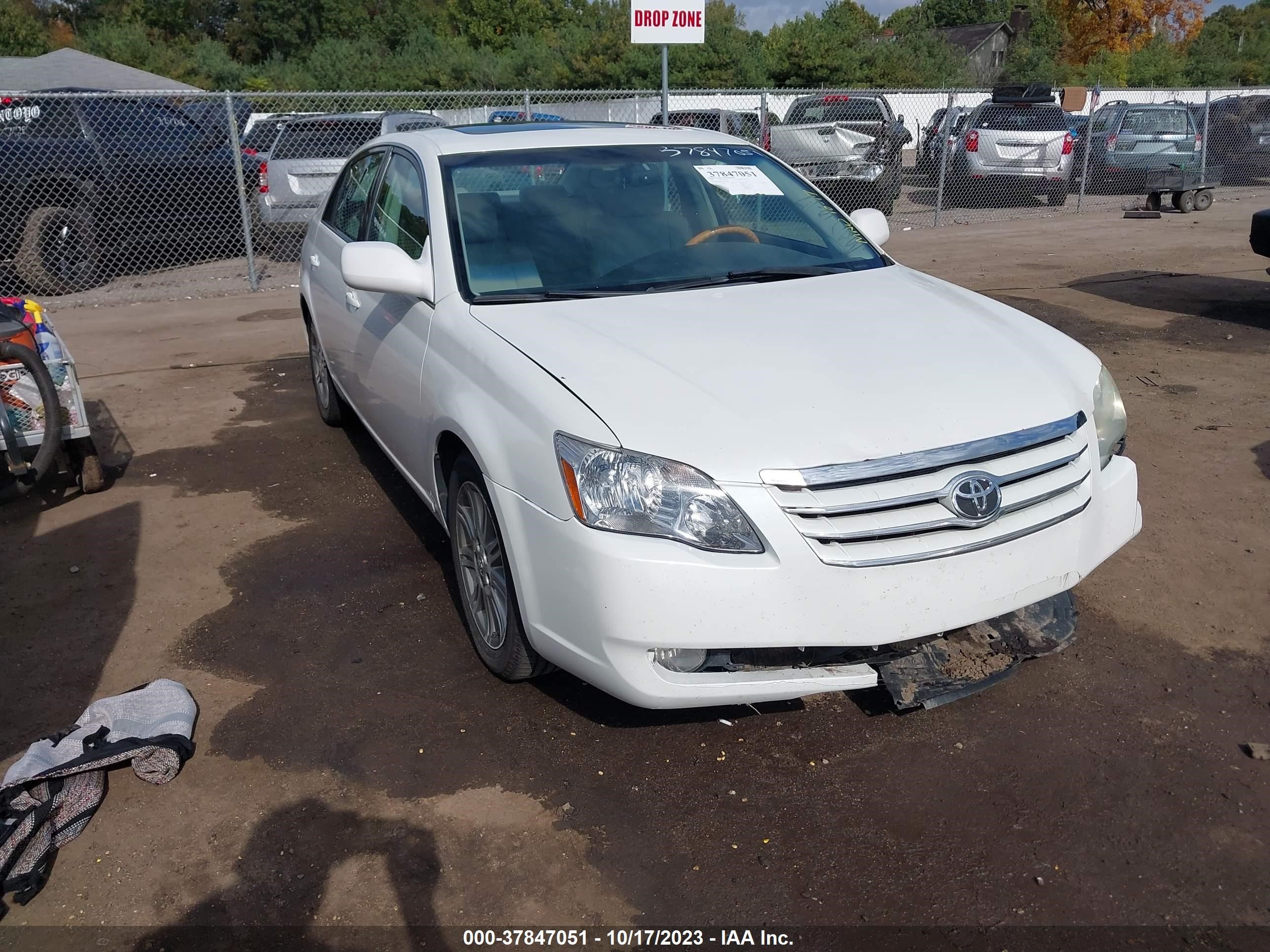 TOYOTA AVALON 2007 4t1bk36b77u241050