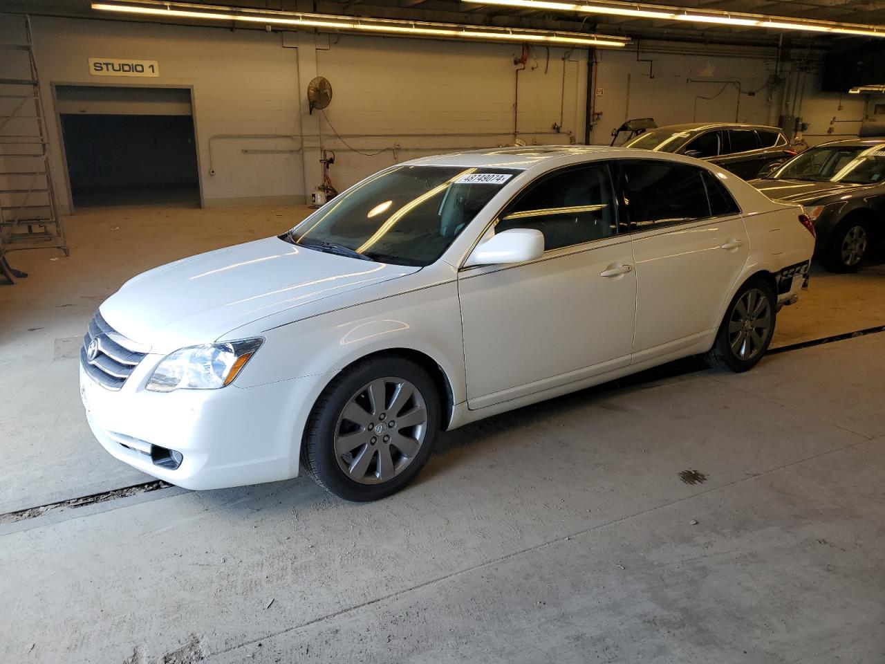 TOYOTA AVALON 2005 4t1bk36b85u041680