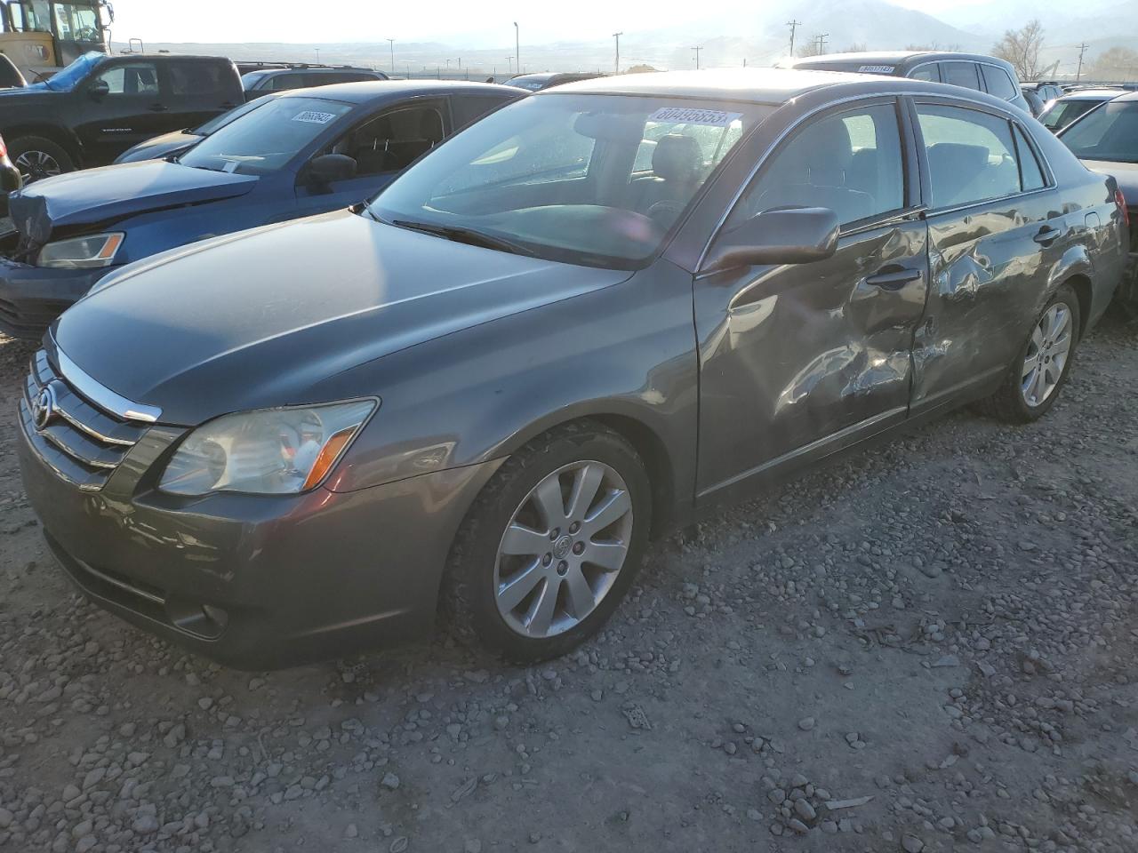 TOYOTA AVALON 2006 4t1bk36bx6u140079