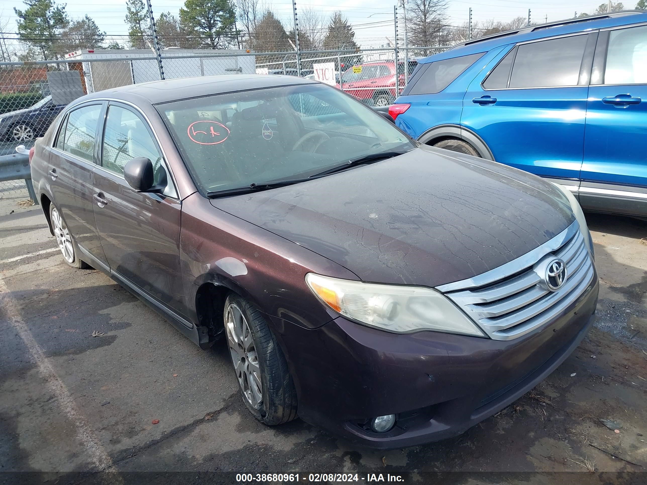 TOYOTA AVALON 2011 4t1bk3db2bu371703