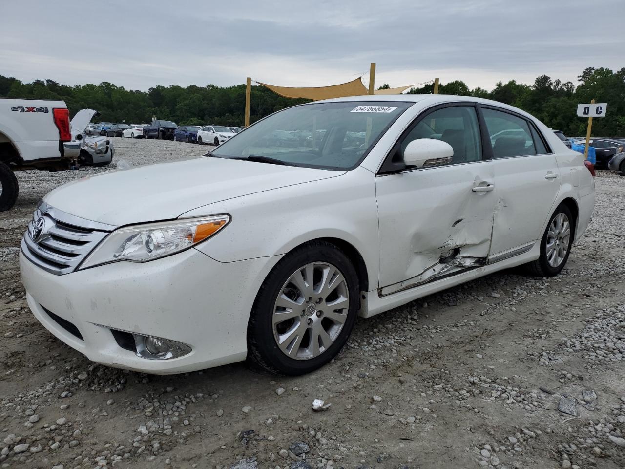 TOYOTA AVALON 2011 4t1bk3db3bu372746