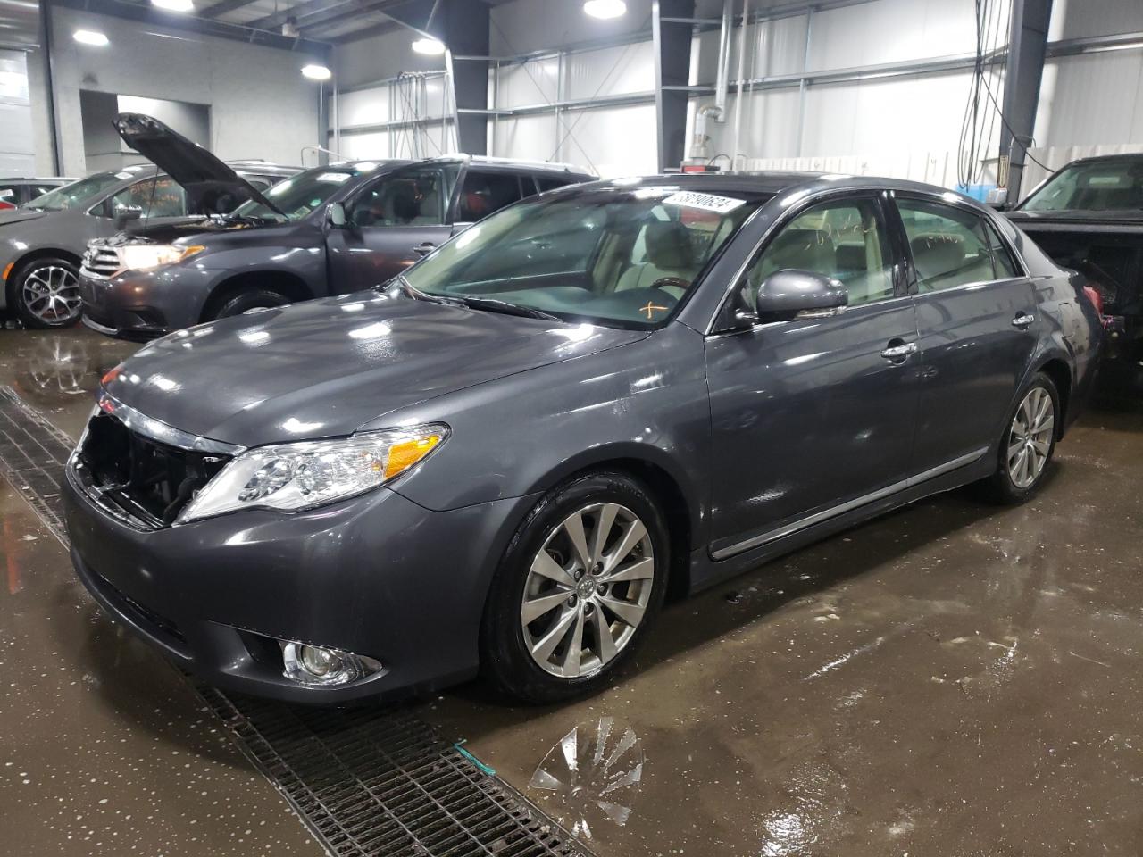 TOYOTA AVALON 2011 4t1bk3db4bu414891