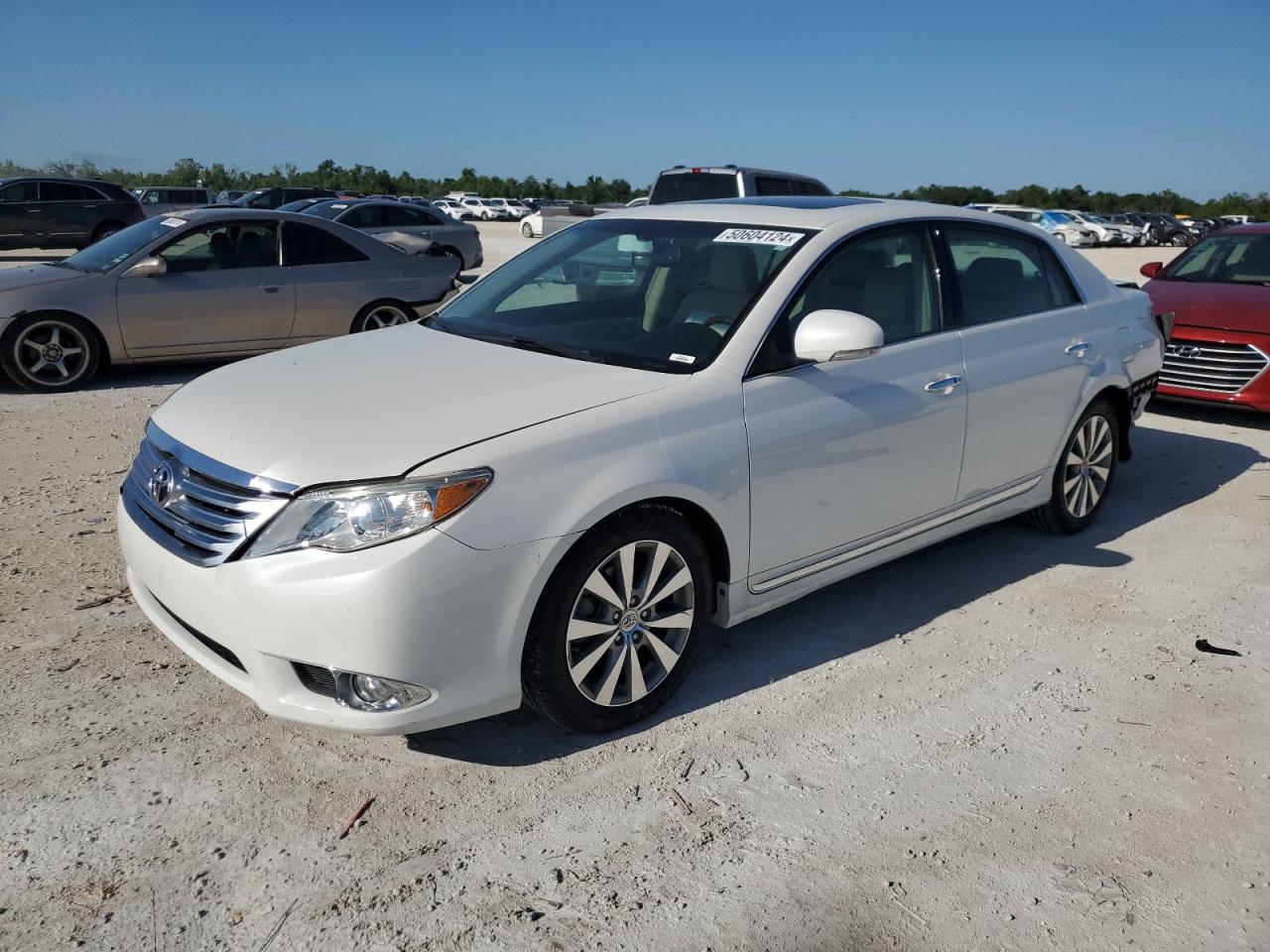 TOYOTA AVALON 2011 4t1bk3db4bu435000