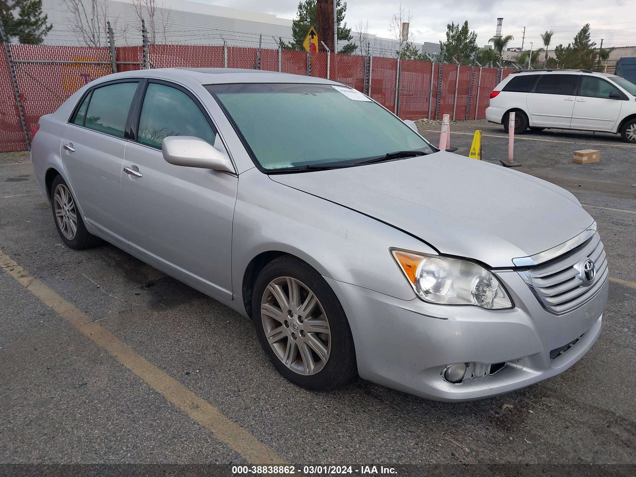 TOYOTA AVALON 2010 4t1bk3db5au365814