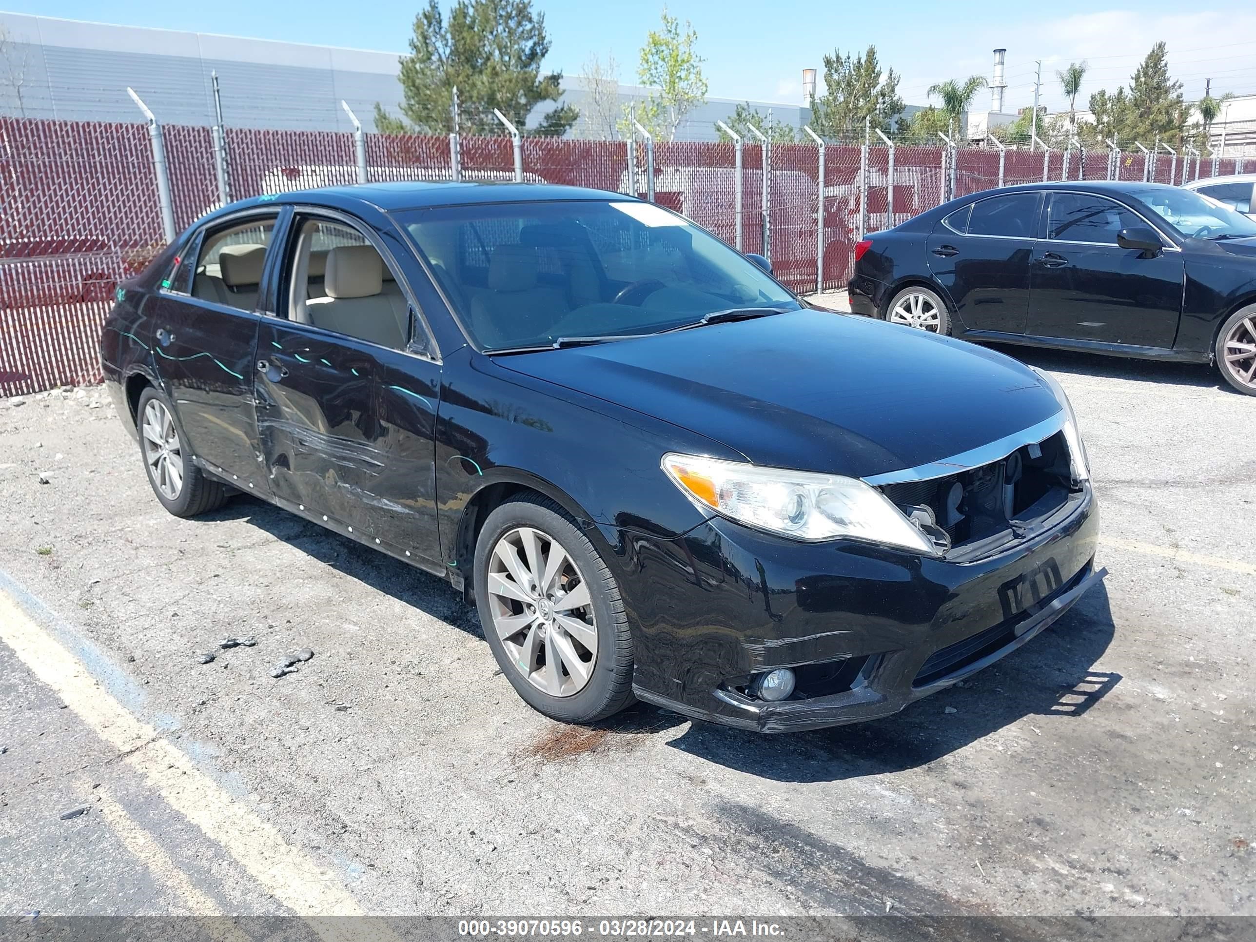 TOYOTA AVALON 2011 4t1bk3db5bu421459