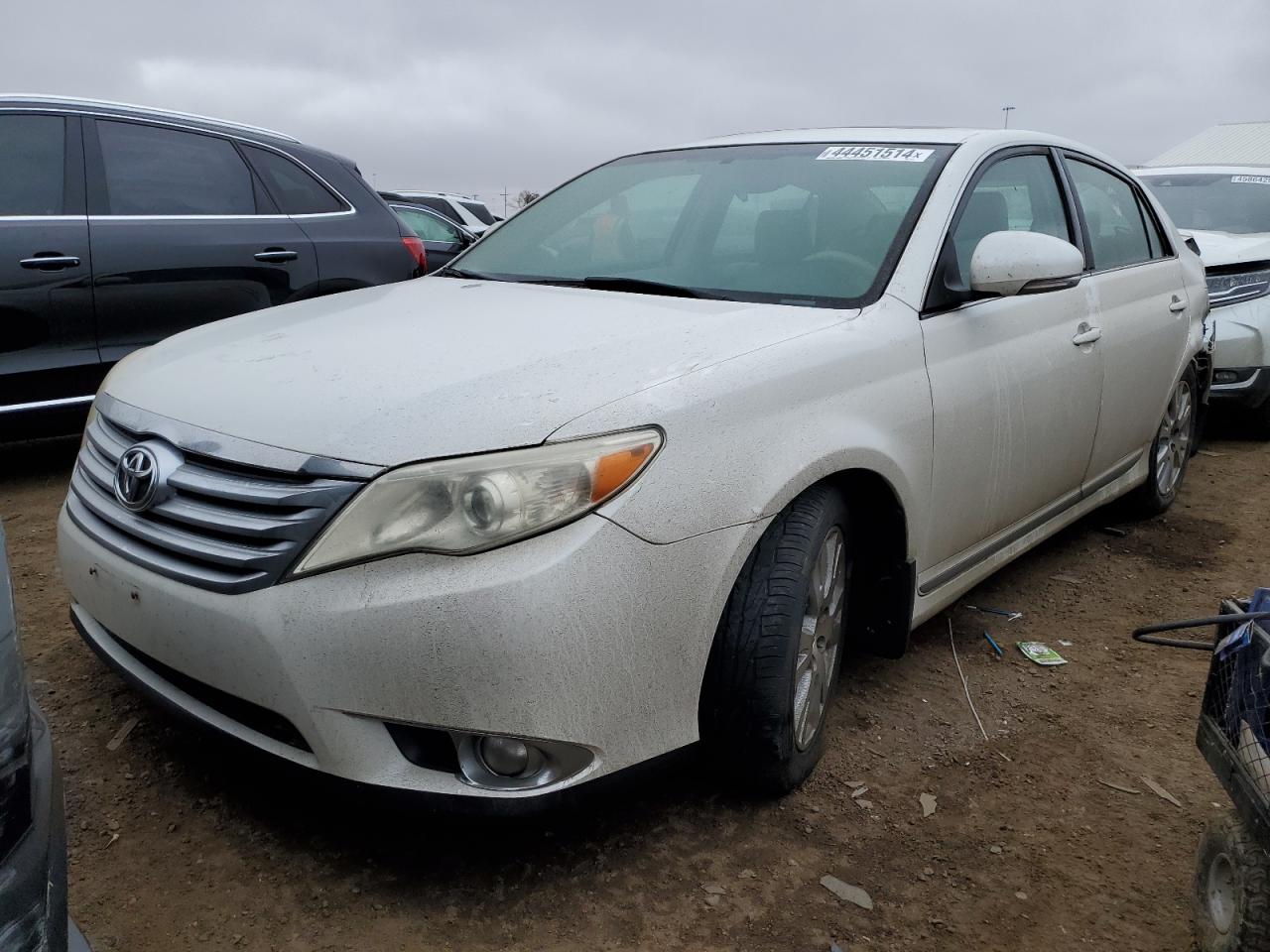 TOYOTA AVALON 2011 4t1bk3db5bu424085