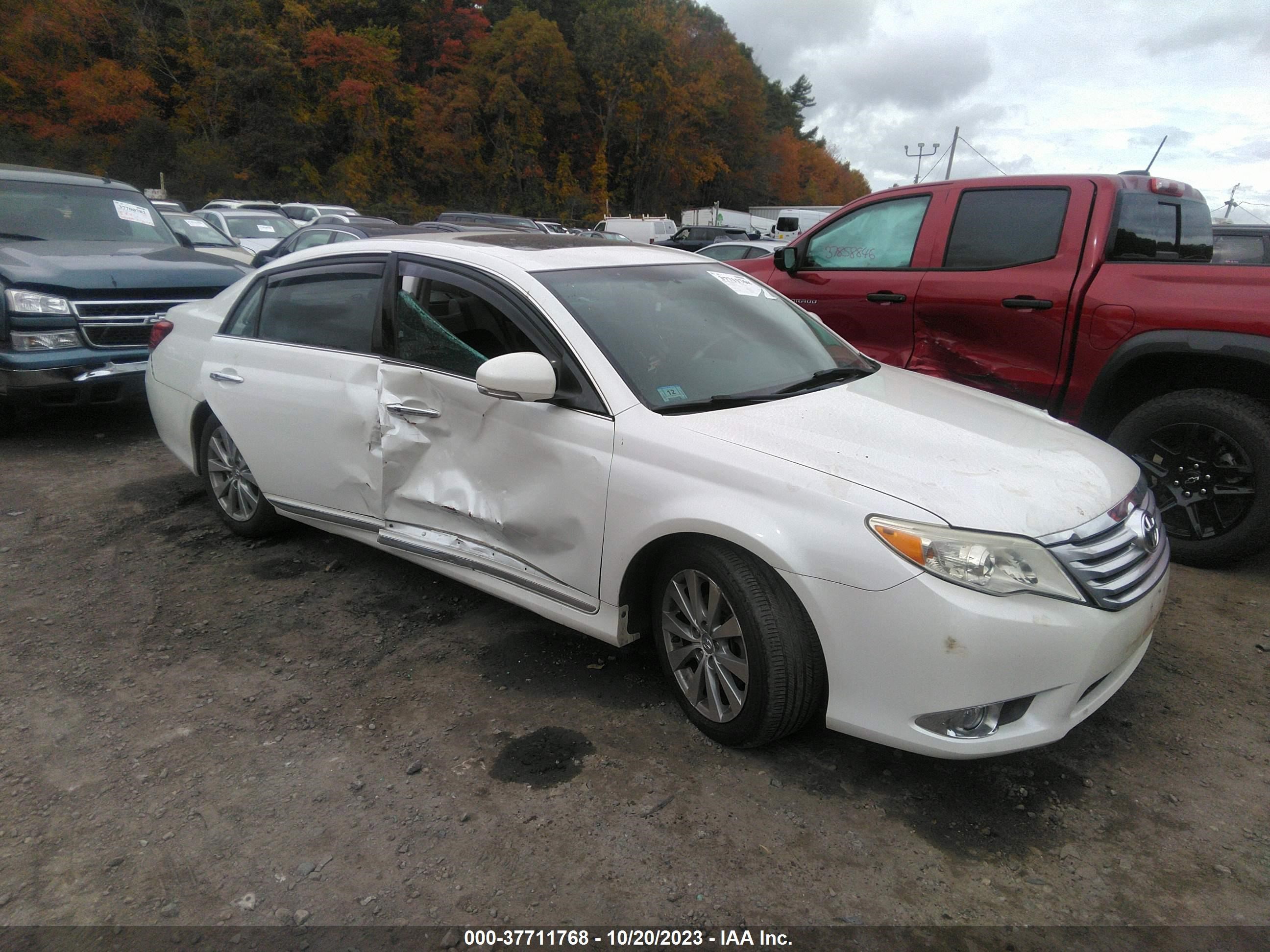 TOYOTA AVALON 2012 4t1bk3db6cu463379