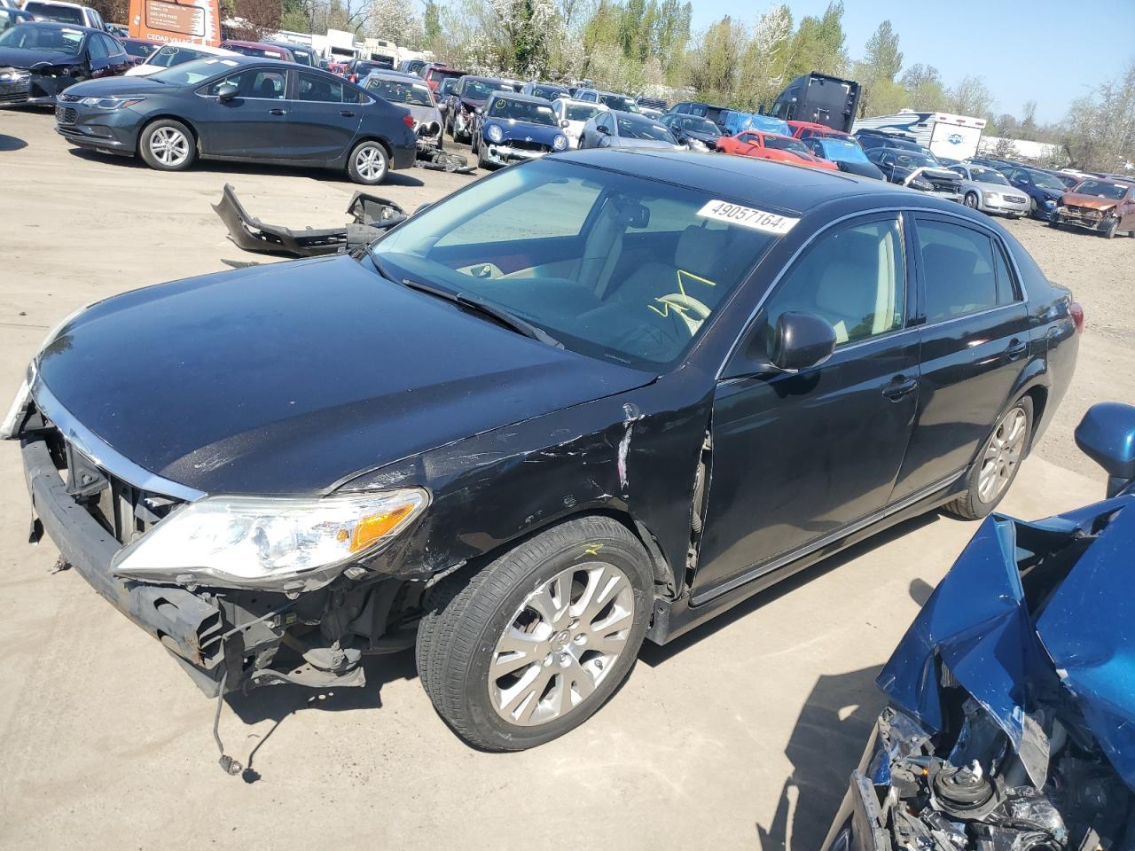 TOYOTA AVALON 2011 4t1bk3db7bu376153