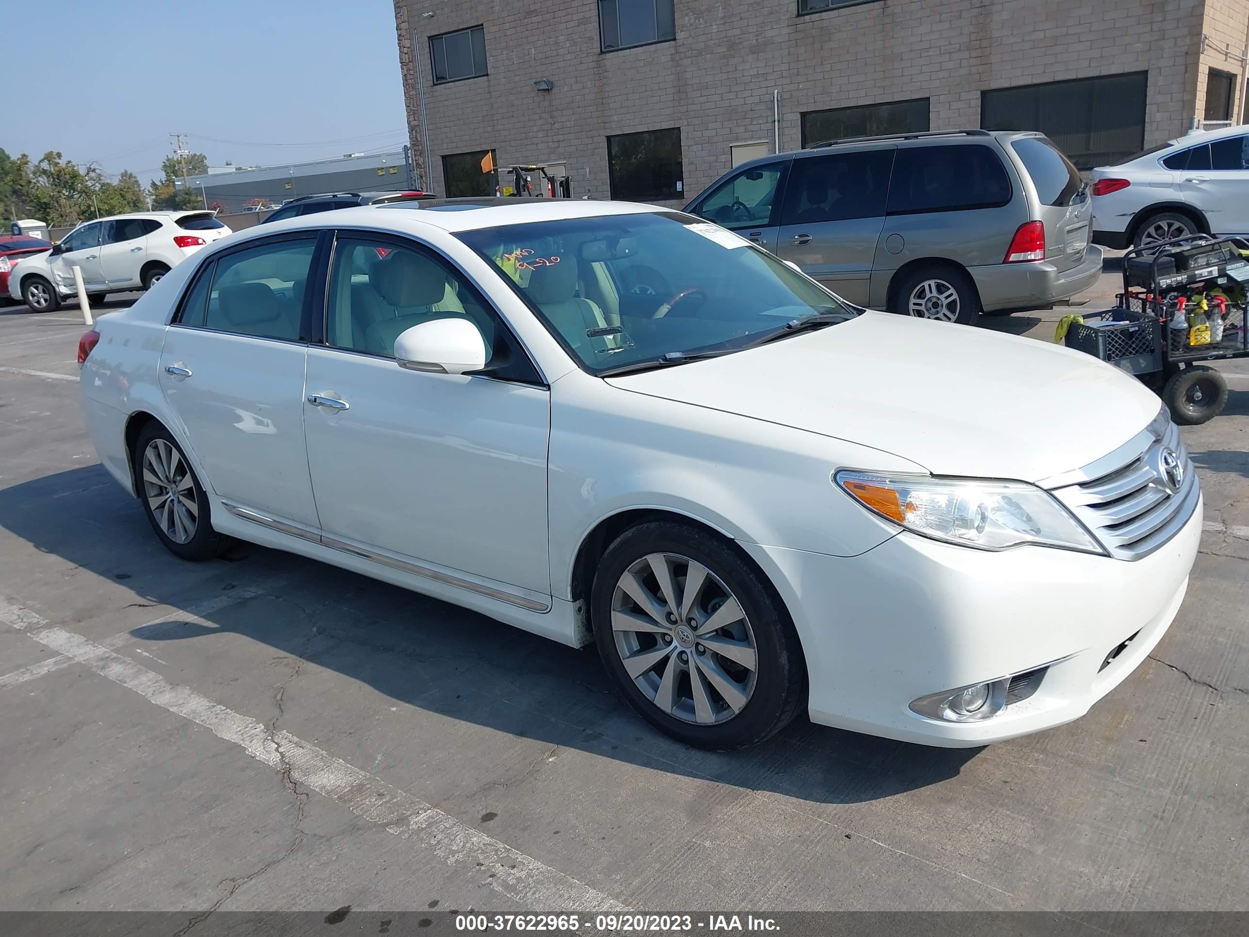 TOYOTA AVALON 2011 4t1bk3db8bu423089