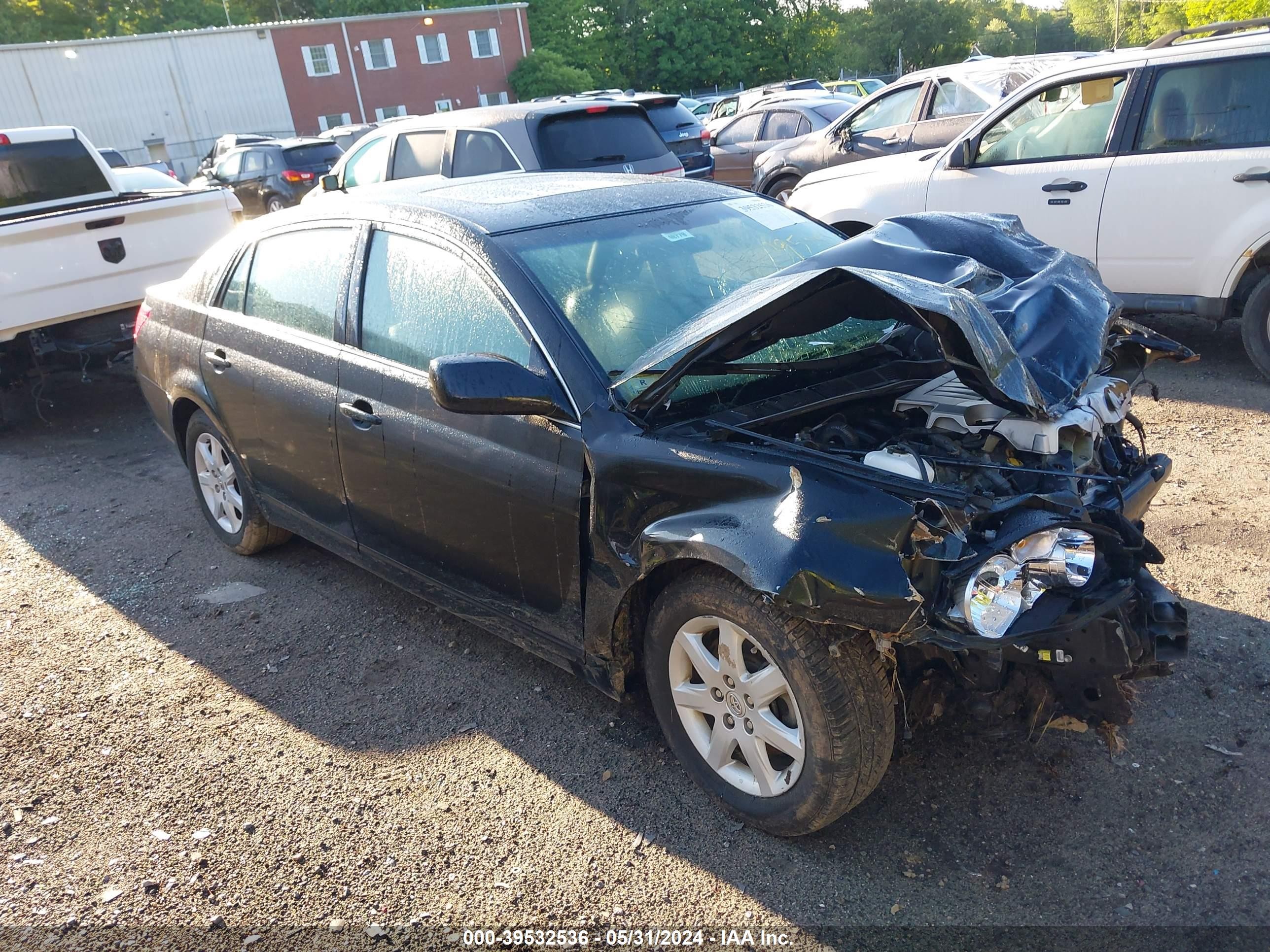 TOYOTA AVALON 2010 4t1bk3db9au358686