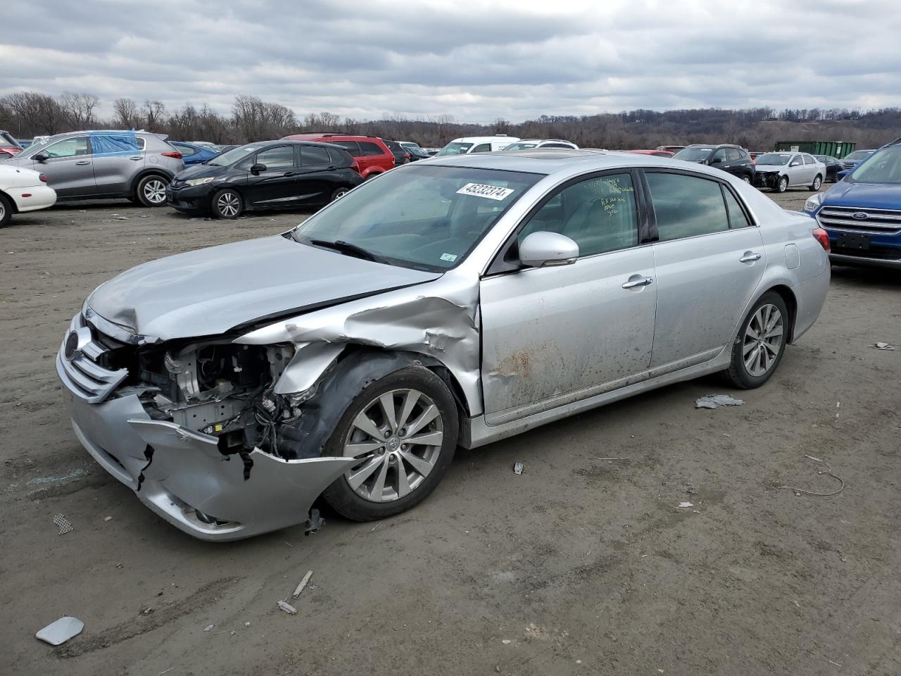 TOYOTA AVALON 2011 4t1bk3db9bu396923