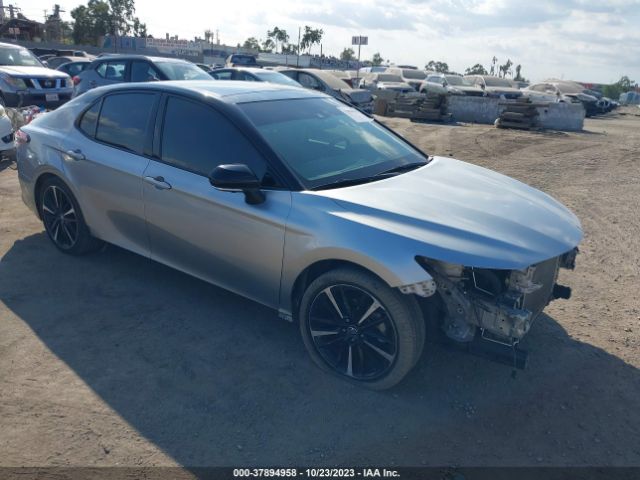 TOYOTA CAMRY 2018 4t1bz1hk0ju020362