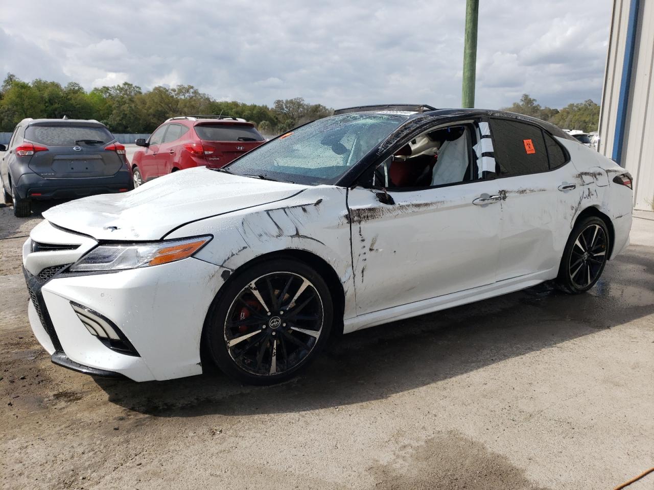 TOYOTA CAMRY 2019 4t1bz1hk3ku024147