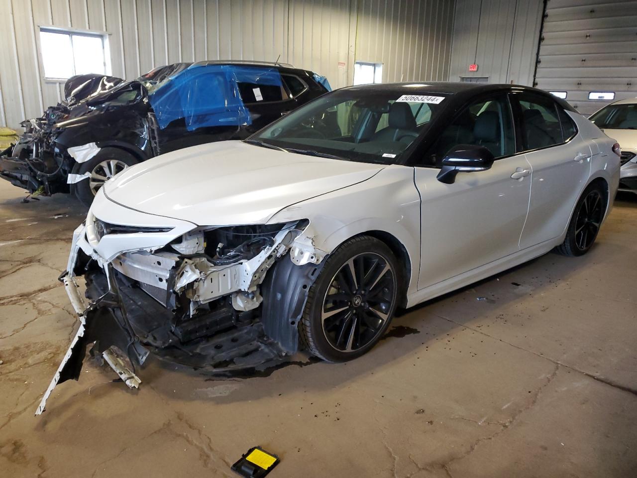 TOYOTA CAMRY 2018 4t1bz1hk4ju015147