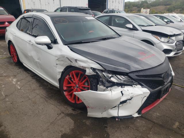 TOYOTA CAMRY XSE 2018 4t1bz1hk5ju005629