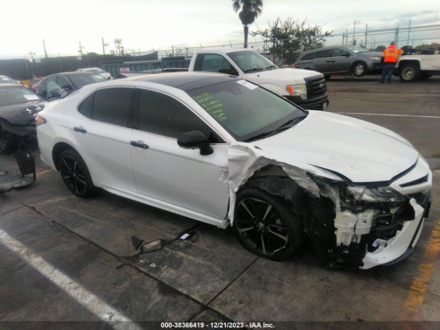 TOYOTA CAMRY 2018 4t1bz1hkxju017646