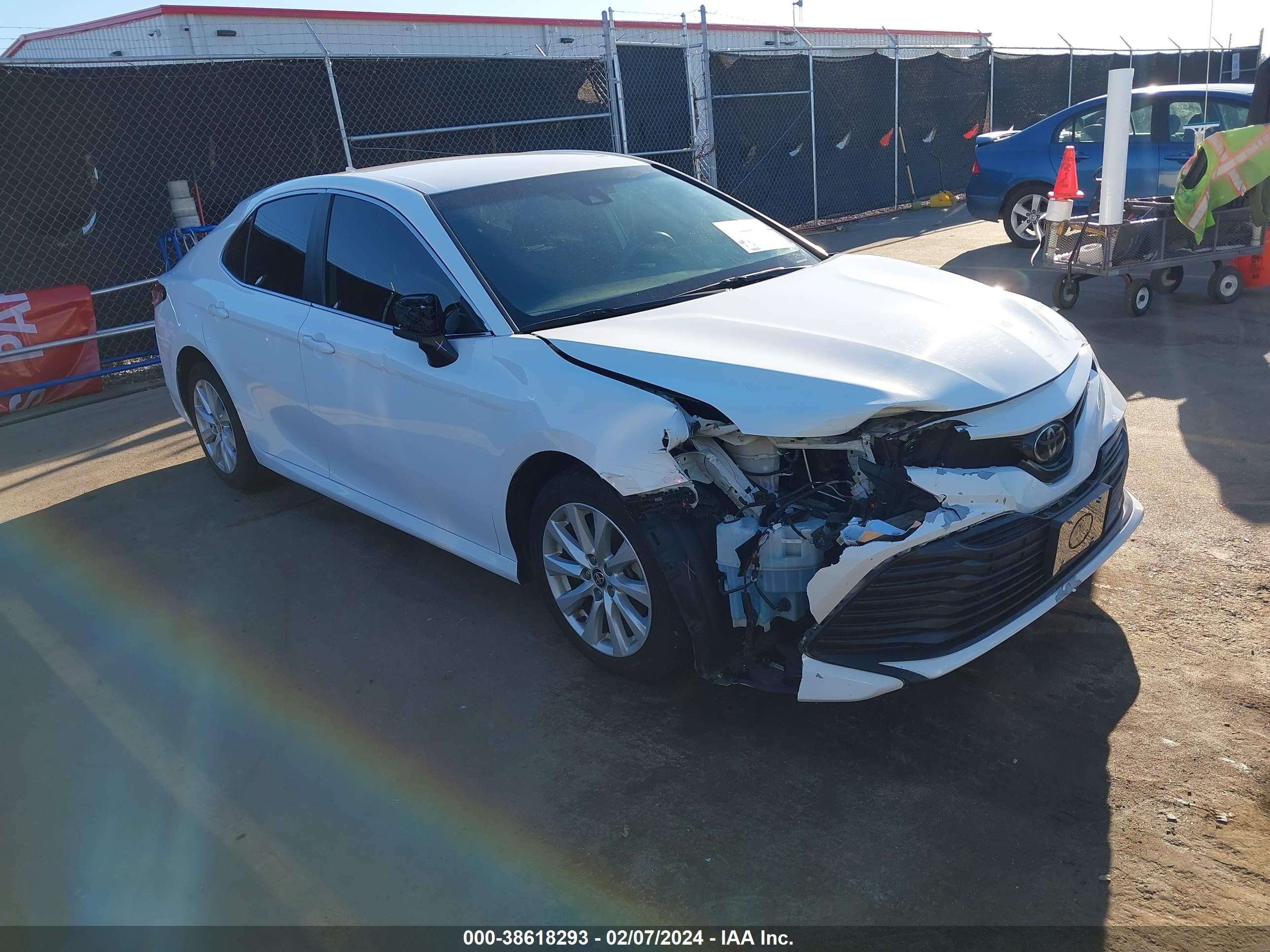 TOYOTA CAMRY 2020 4t1c11ak0lu360345