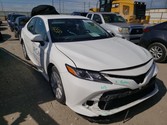 TOYOTA CAMRY LE 2020 4t1c11ak0lu365495