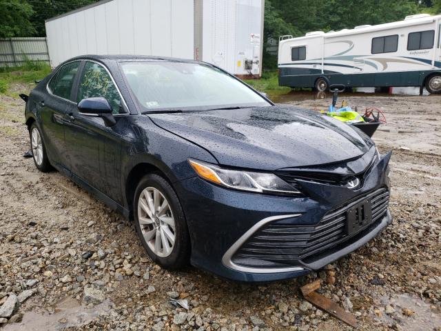 TOYOTA CAMRY LE 2021 4t1c11ak0mu429942