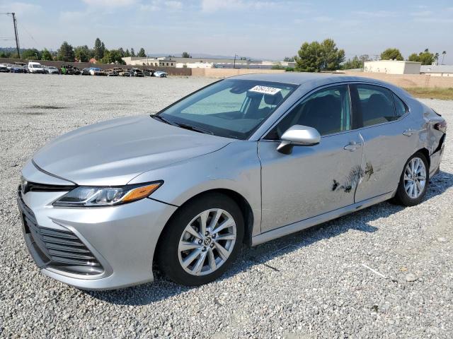 TOYOTA CAMRY LE 2021 4t1c11ak0mu522606