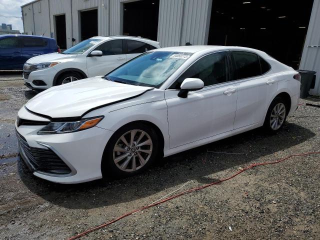 TOYOTA CAMRY LE 2021 4t1c11ak0mu550731