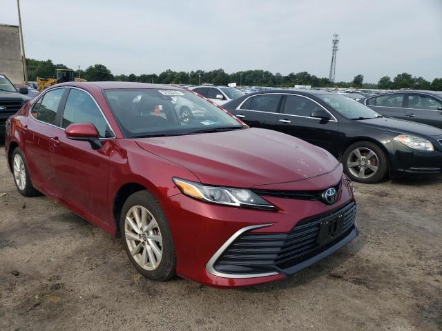 TOYOTA CAMRY LE 2021 4t1c11ak0mu565018