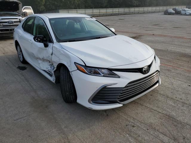 TOYOTA CAMRY LE 2022 4t1c11ak0nu636011