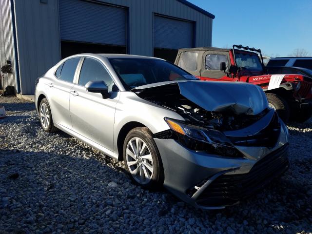 TOYOTA CAMRY LE 2021 4t1c11ak1mu402491