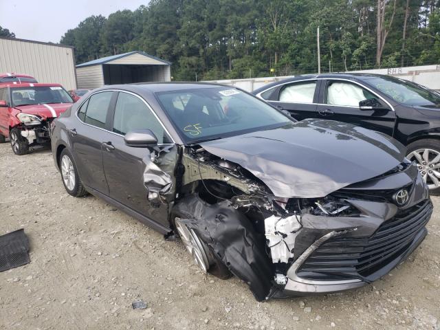 TOYOTA CAMRY LE 2021 4t1c11ak1mu536580