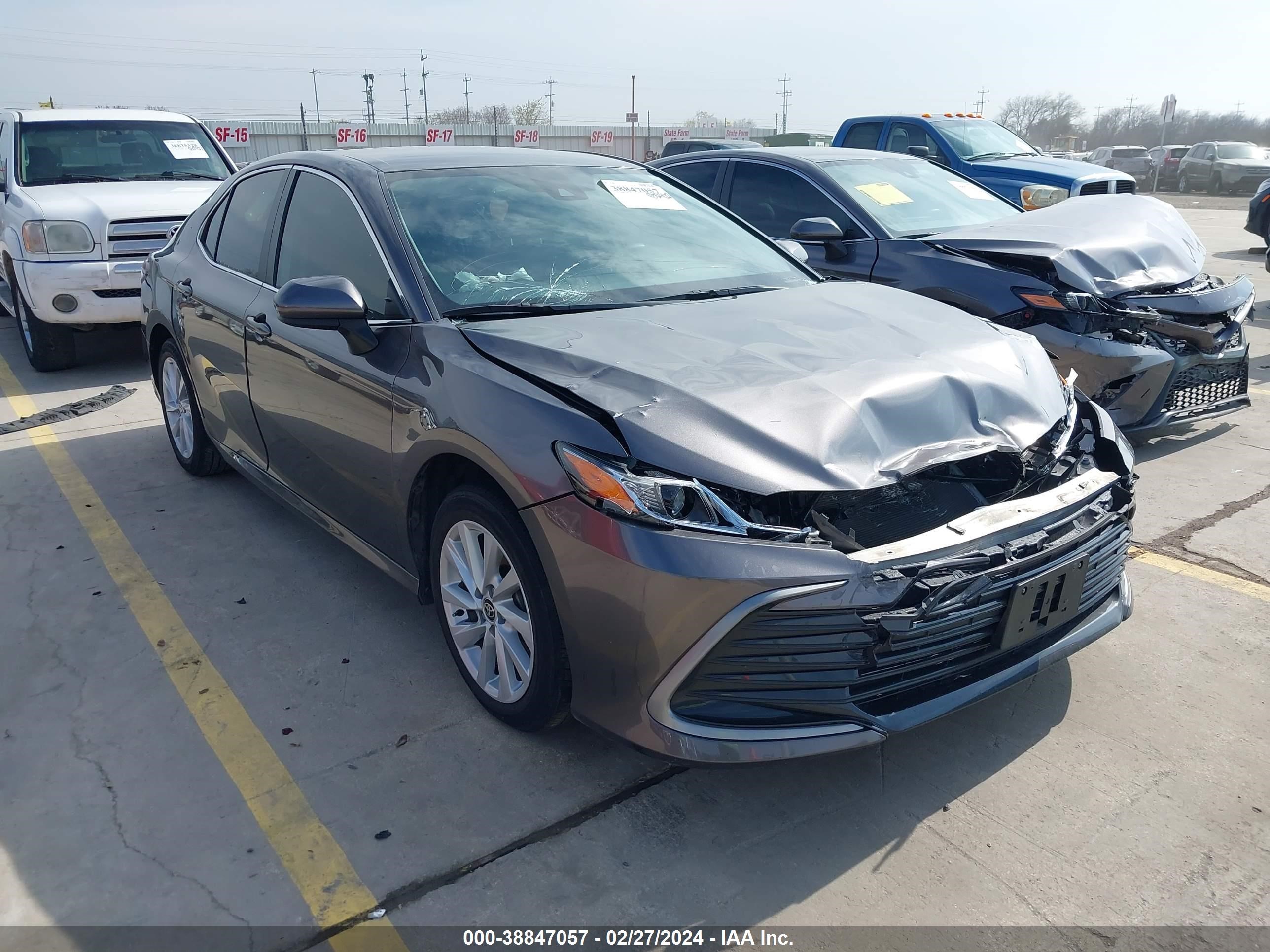 TOYOTA CAMRY 2022 4t1c11ak1nu006708