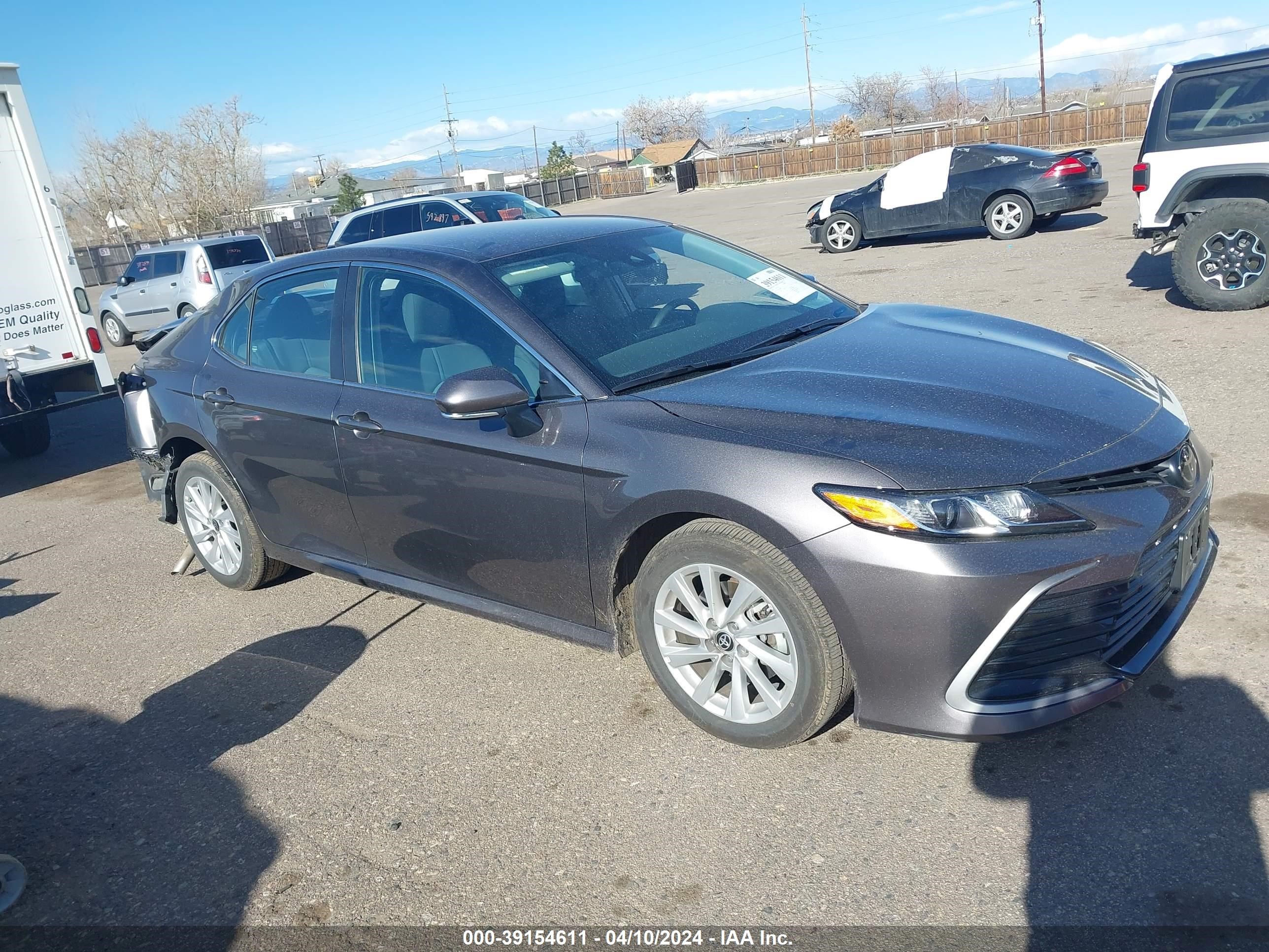 TOYOTA CAMRY 2024 4t1c11ak1ru840693