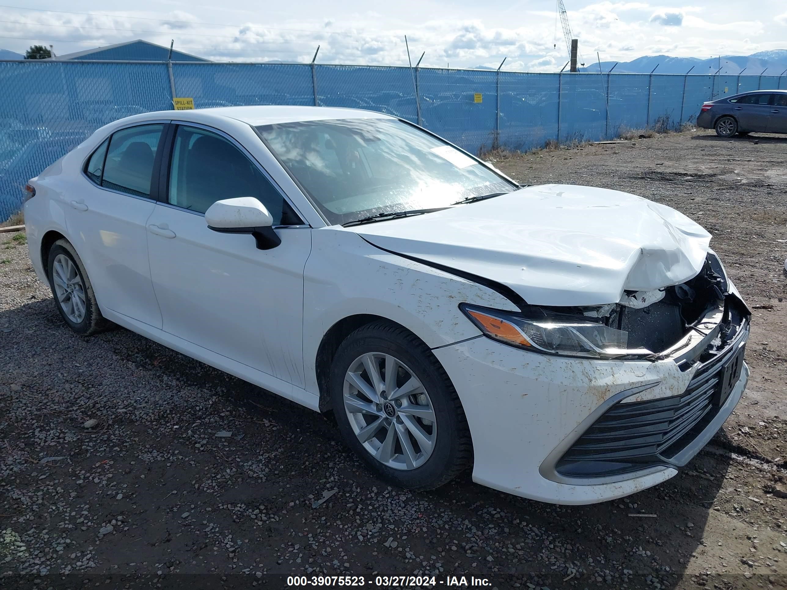 TOYOTA CAMRY 2021 4t1c11ak2mu475790