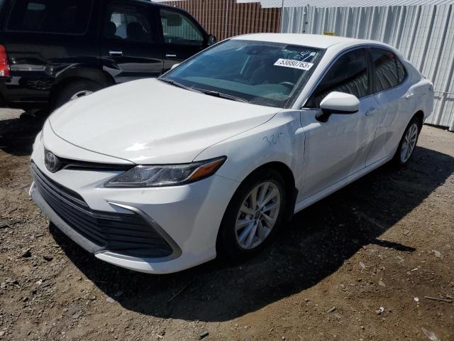 TOYOTA CAMRY LE 2022 4t1c11ak2nu644689