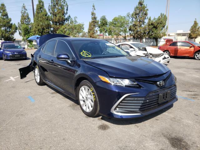 TOYOTA CAMRY LE 2021 4t1c11ak3mu576949