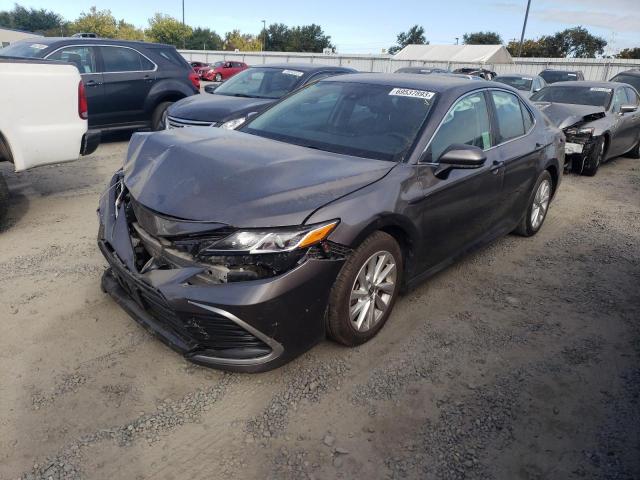 TOYOTA CAMRY LE 2021 4t1c11ak4mu417132