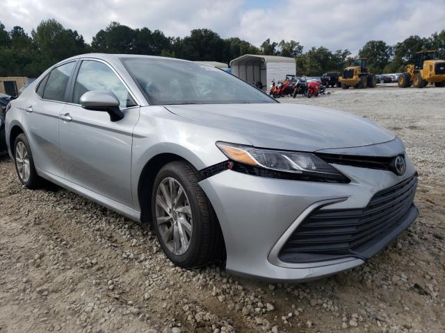 TOYOTA CAMRY LE 2021 4t1c11ak4mu466539