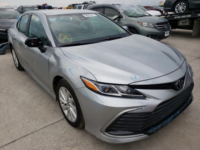 TOYOTA CAMRY LE 2021 4t1c11ak4mu547282