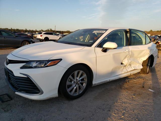 TOYOTA CAMRY LE 2021 4t1c11ak4mu585109