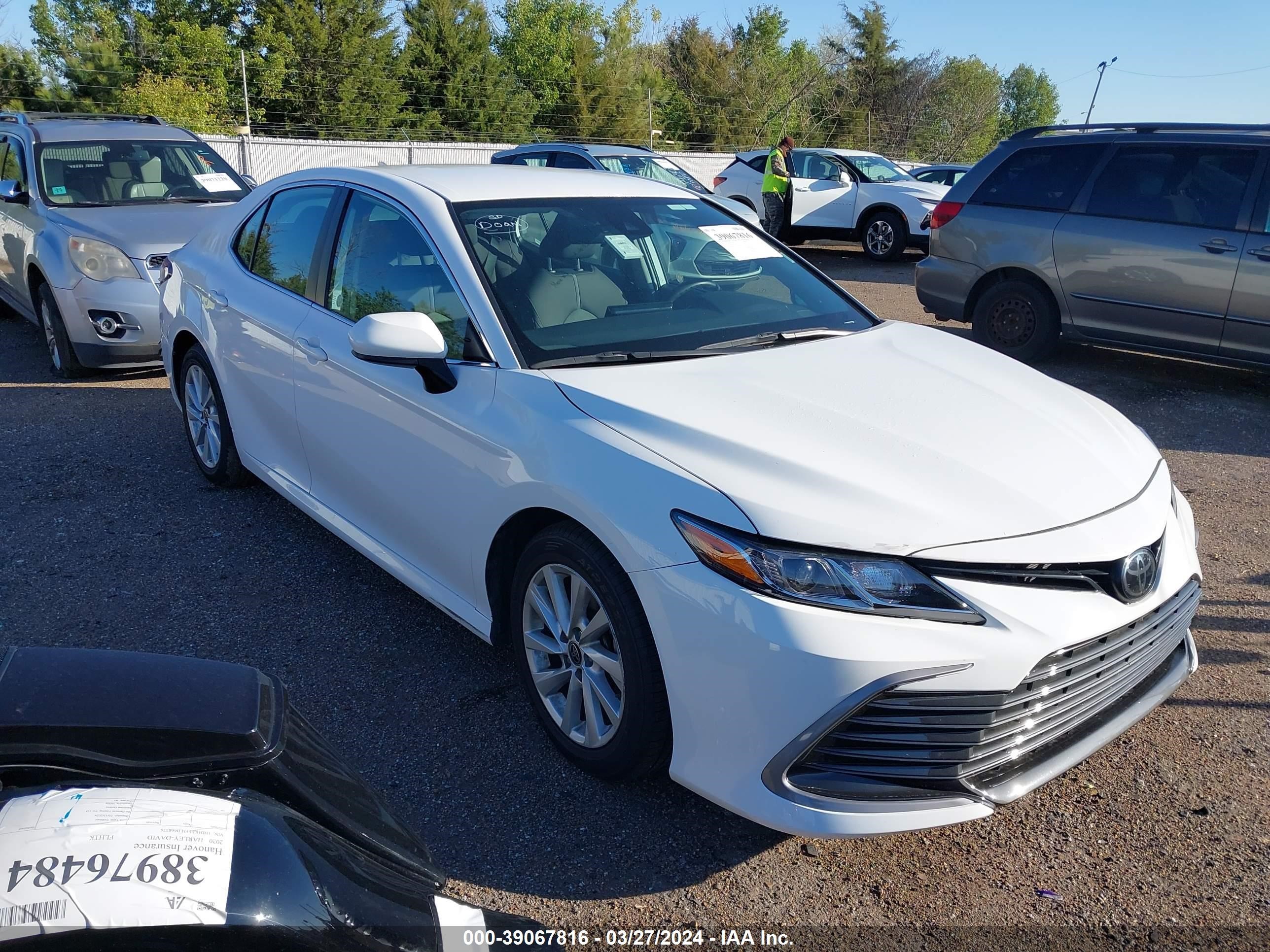 TOYOTA CAMRY 2022 4t1c11ak4nu659100