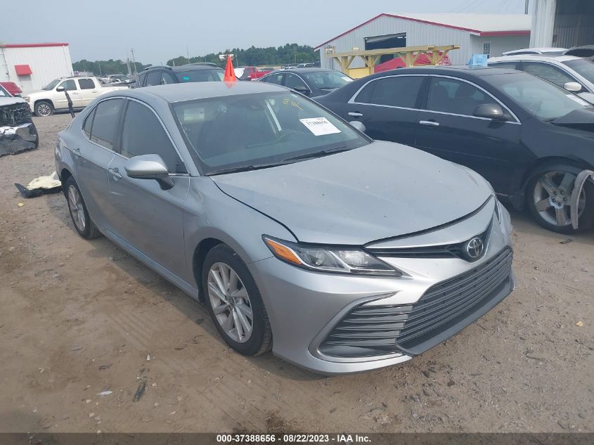 TOYOTA CAMRY 2022 4t1c11ak4nu716668