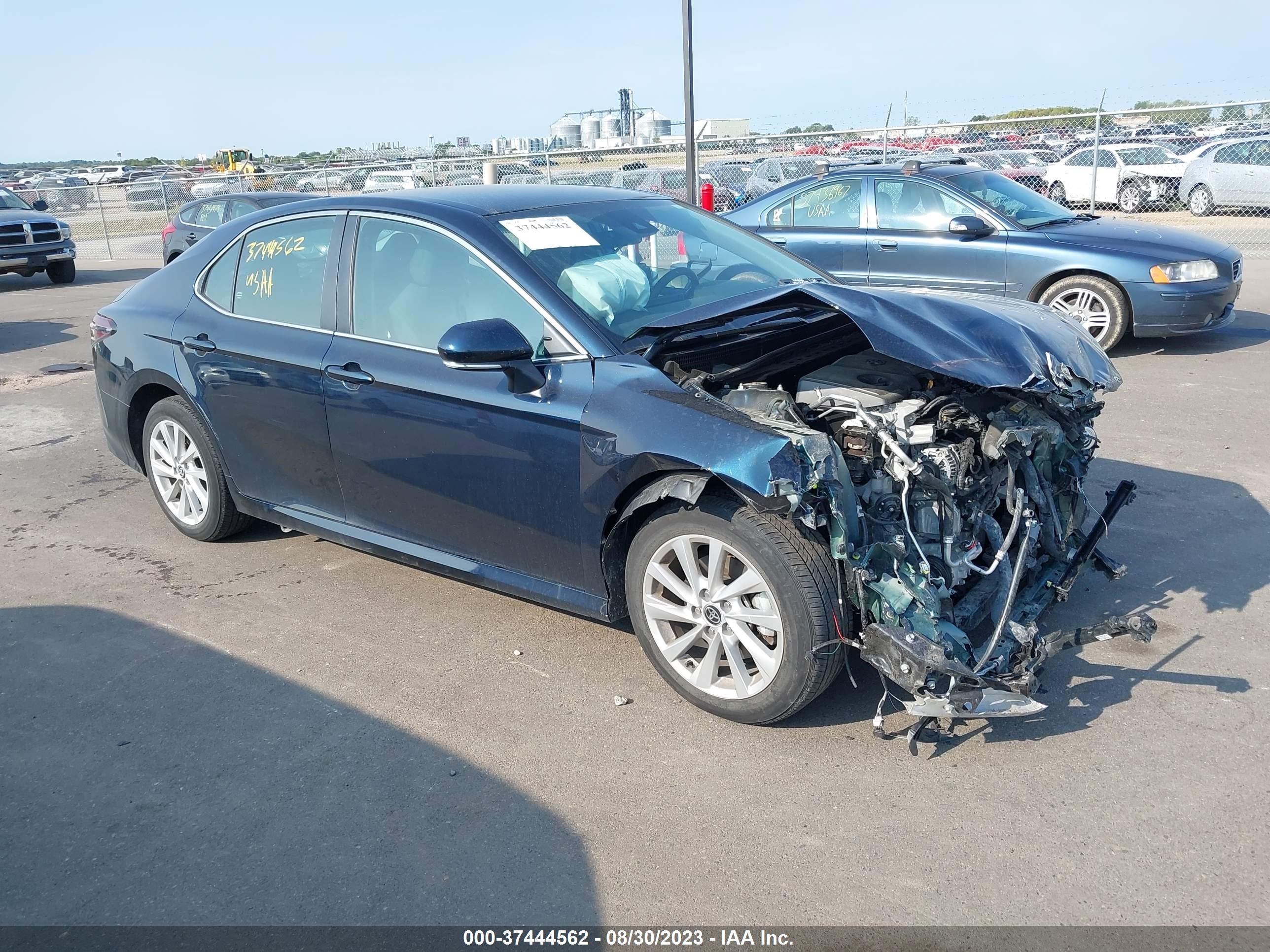 TOYOTA CAMRY 2021 4t1c11ak5mu497864