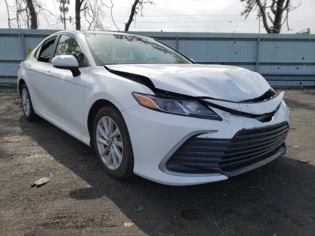 TOYOTA CAMRY LE 2021 4t1c11ak5mu518793