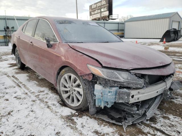 TOYOTA CAMRY LE 2021 4t1c11ak5mu612964