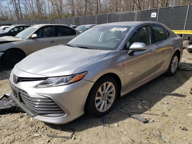 TOYOTA CAMRY LE 2022 4t1c11ak5nu649580