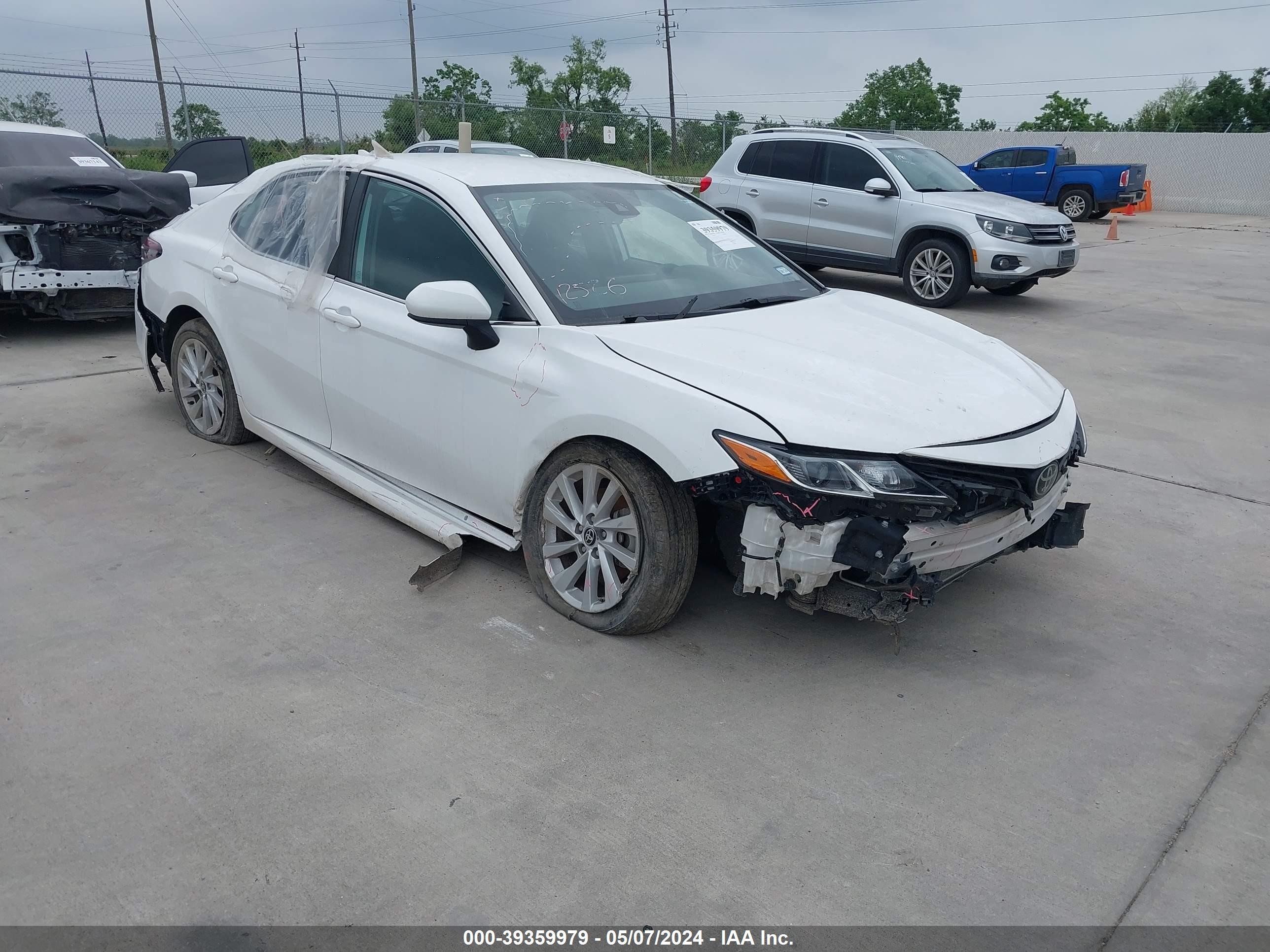 TOYOTA CAMRY 2022 4t1c11ak5nu665410